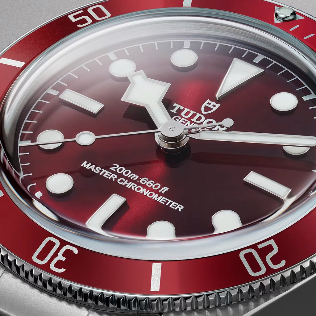 Black Bay 58 39mm - Burgundy on Bracelet