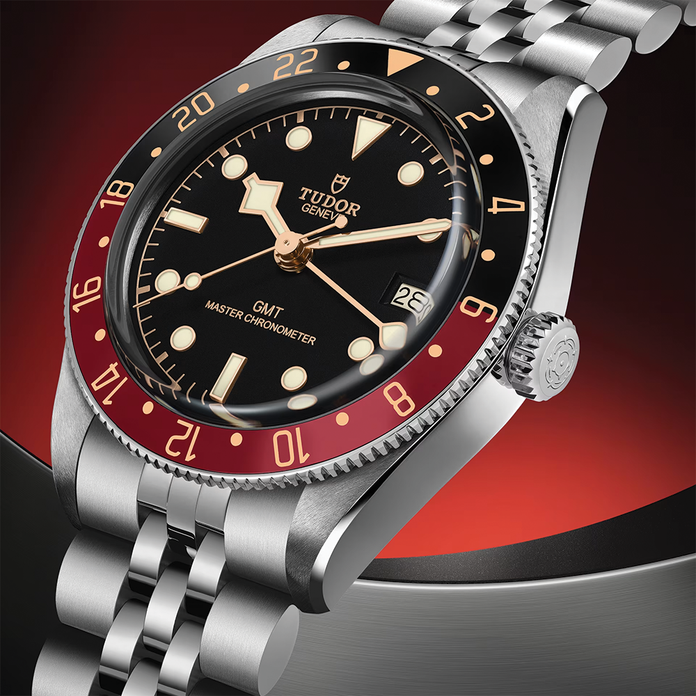 Black Bay 58 GMT 39mm - Black, Burgundy Bezel on 5-Link Bracelet