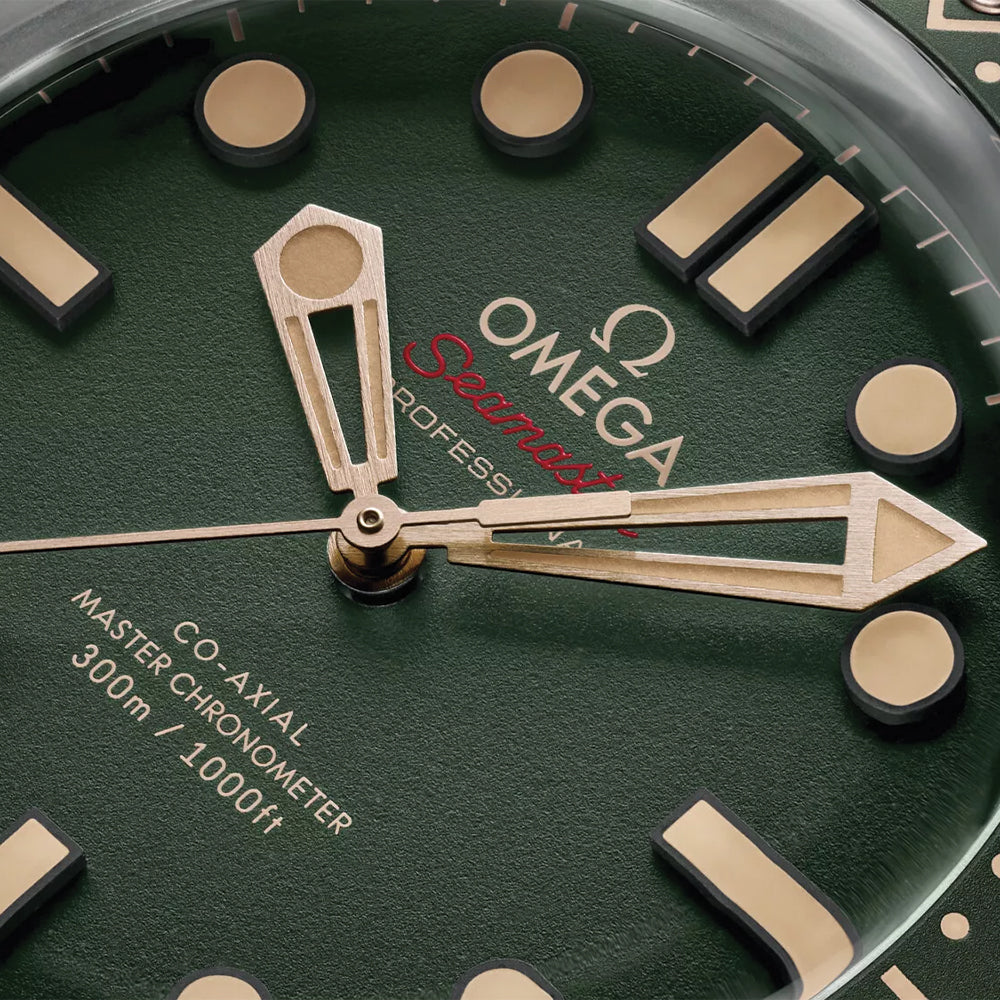 Seamaster Diver 300M Titanium and Bronze Gold 42mm - Green on Bracelet