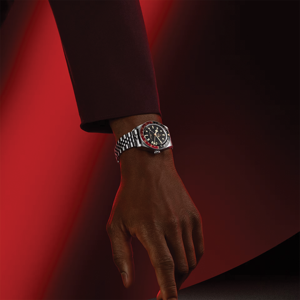 Black Bay 58 GMT 39mm - Black, Burgundy Bezel on 5-Link Bracelet