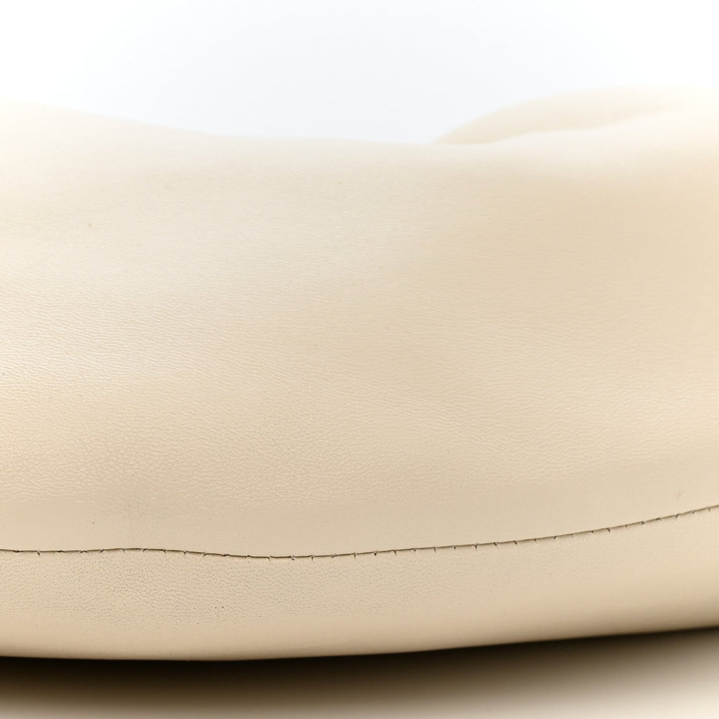 Calfskin Medium Olivia Hobo Off White
