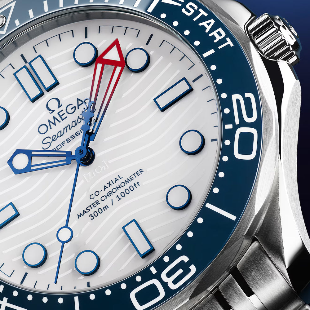 Seamaster Diver 300M America's Cup 42mm - White on Bracelet