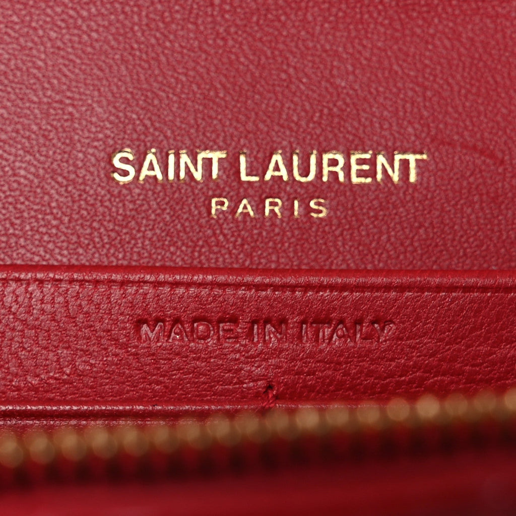 Patent Calfskin Matelasse Vicky Chain Wallet Rouge Eros
