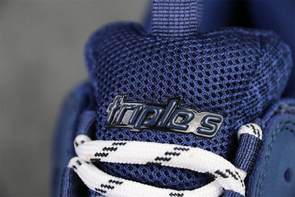 Balenciaga Wmns Triple S 'Clear Sole - Navy'